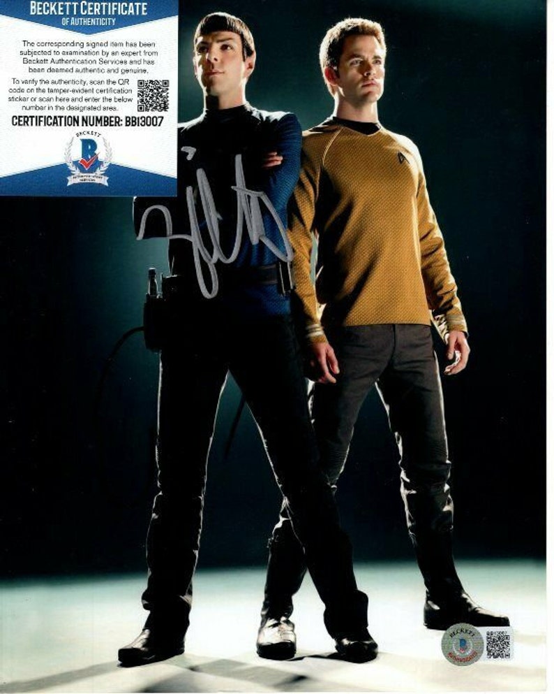 Chris pine & zachary quinto signed 8x10 star trek kirk spock Photo Poster painting beckett bas