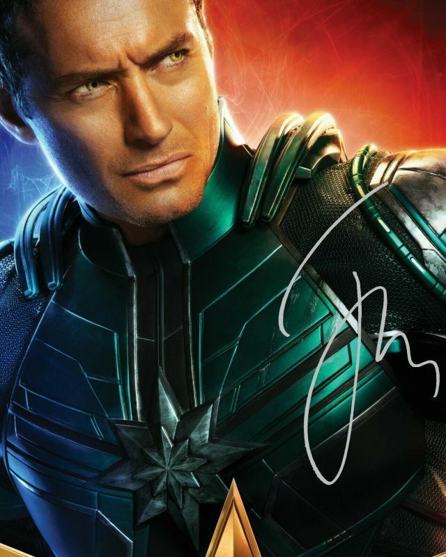 Jude Law - Captain Marvel Autograph Signed Photo Poster painting Print