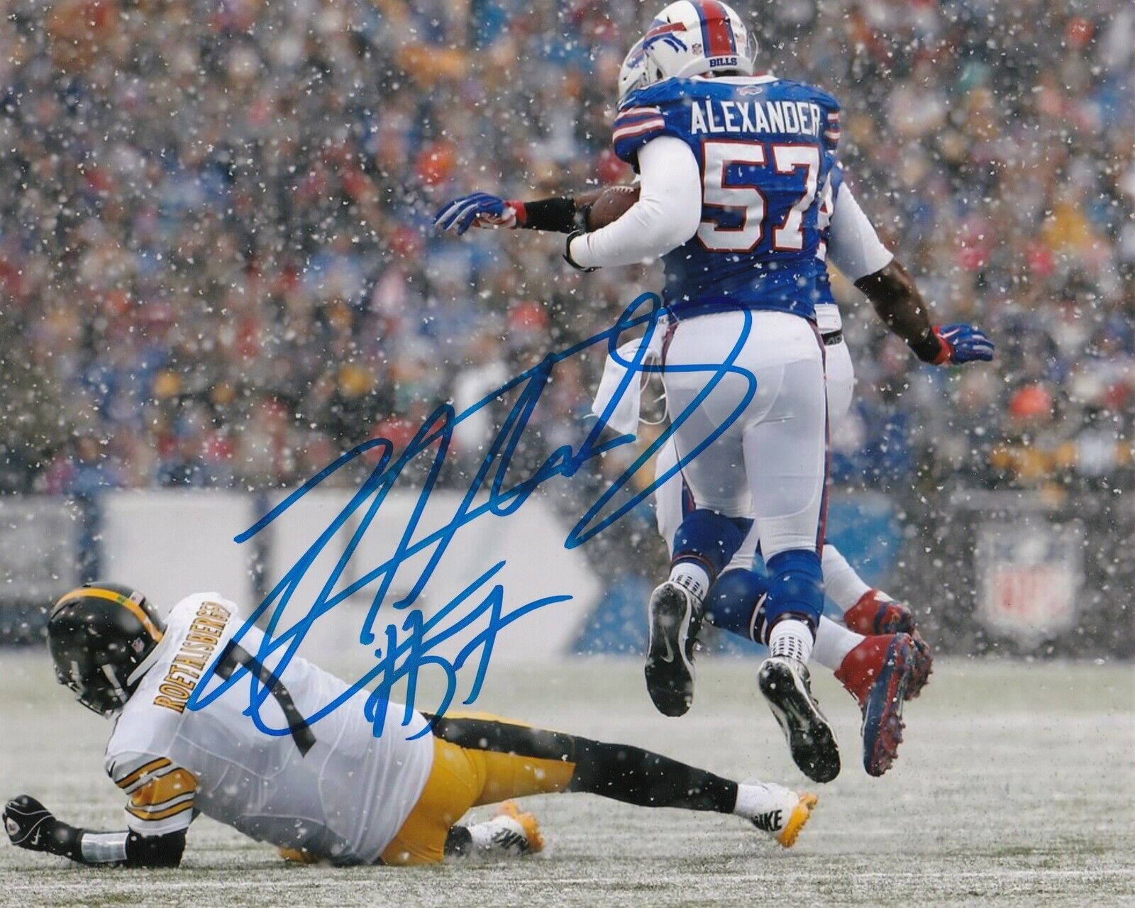 LORENZO ALEXANDER BUFFALO BILLS ACTION SIGNED 8x10