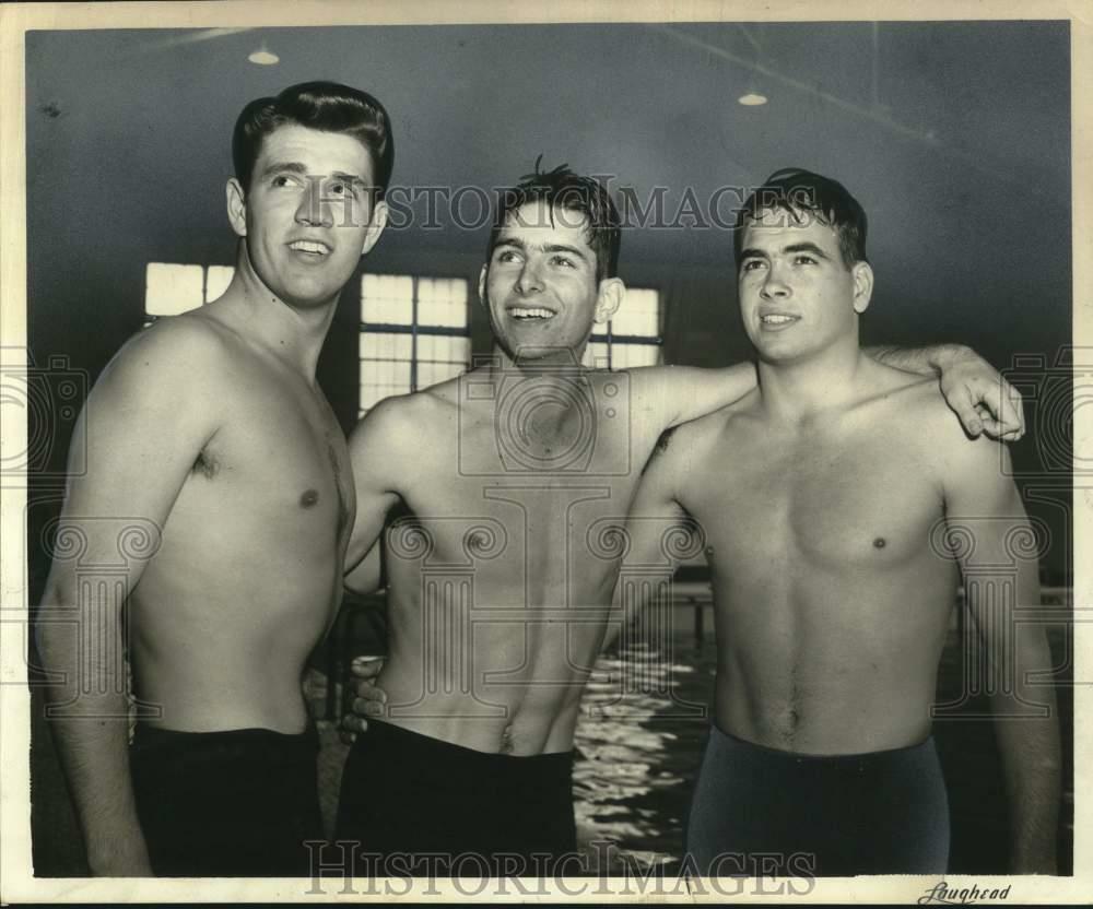 Press Photo Poster painting University of Texas swimmers at Golfcrest Country Club meet