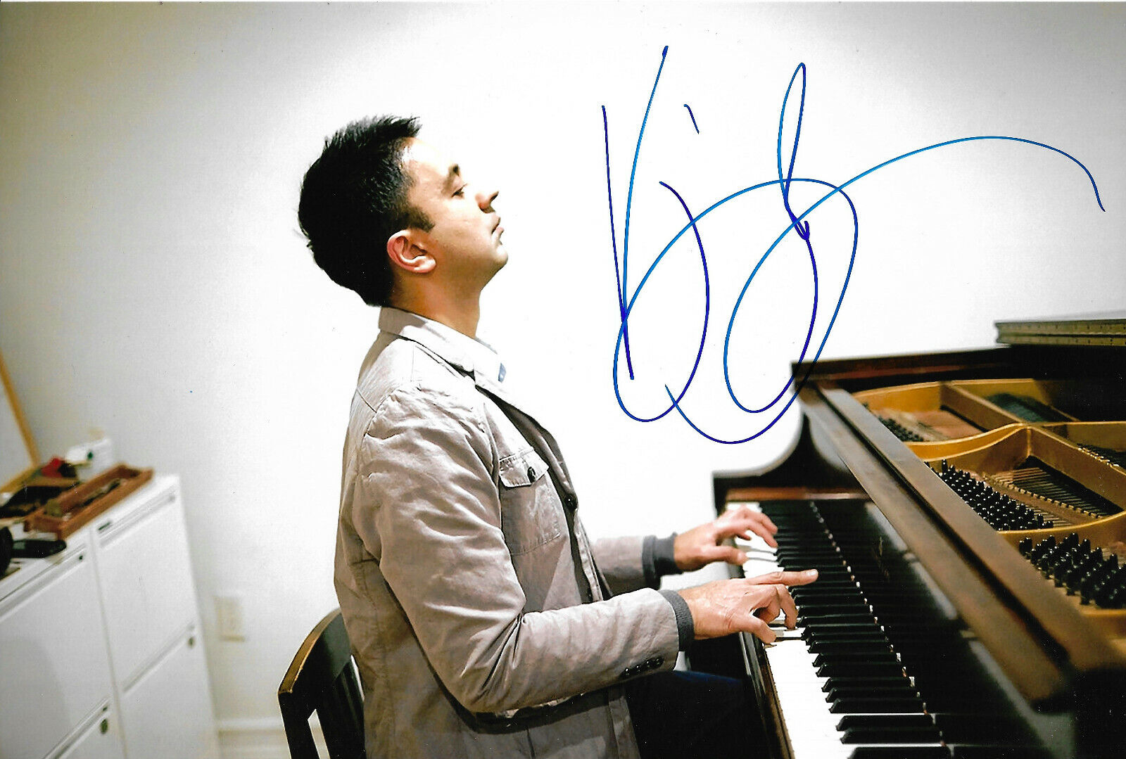 Vijay Iyer signed 8x12 inch Photo Poster painting autograph