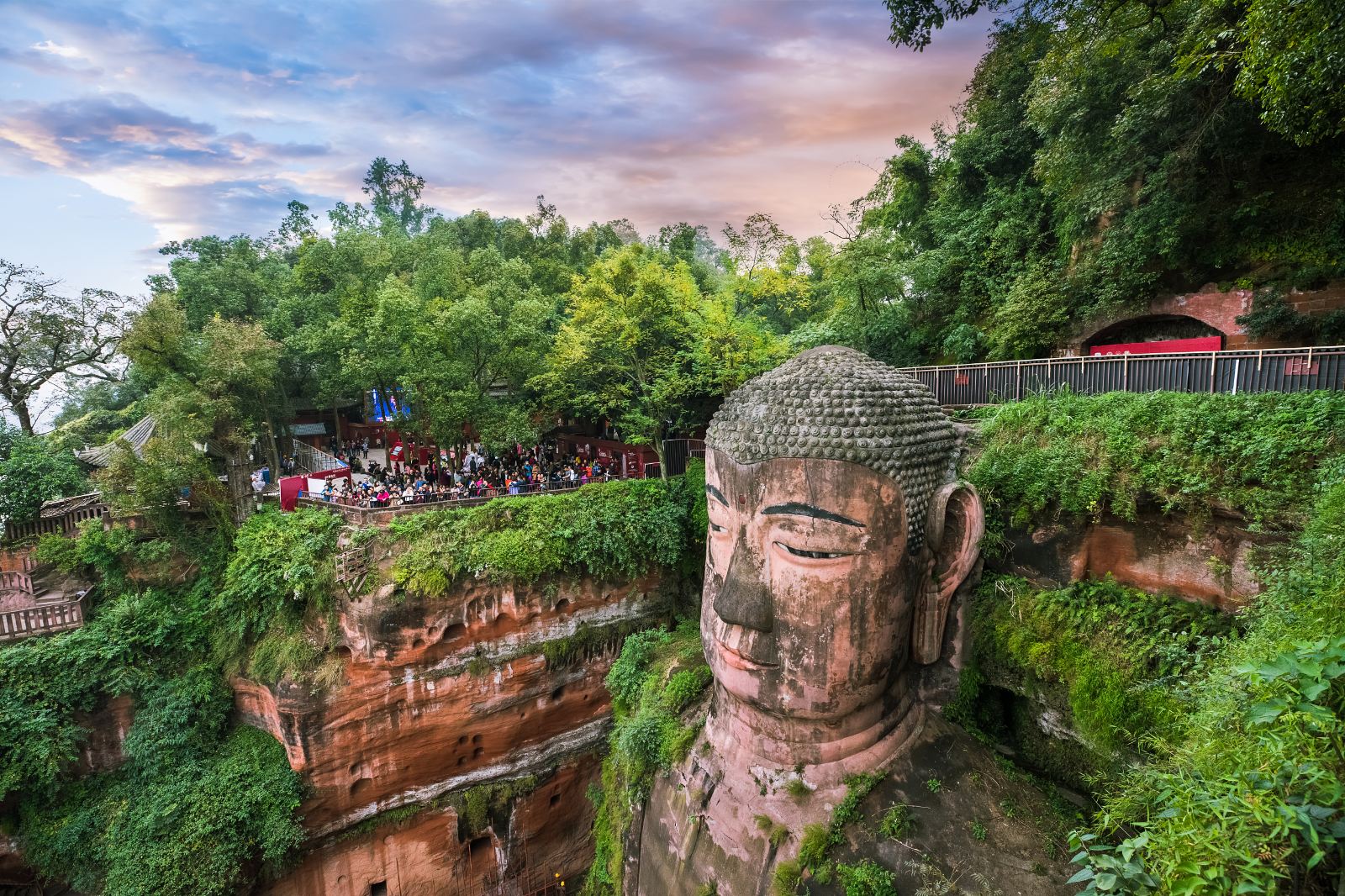 6 Days Sichuan Tour to Leshan & Mt. Emei