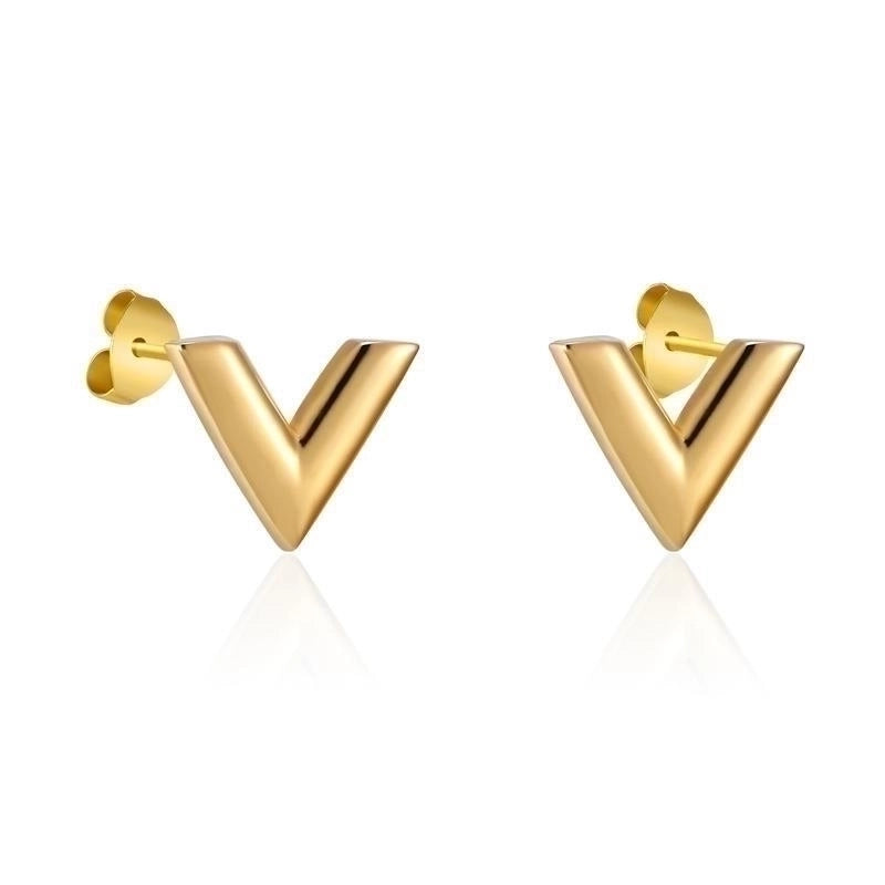 Ig Style Casual V Shape Titanium Steel Plating 18k Gold Plated Bracelets Earrings Necklace