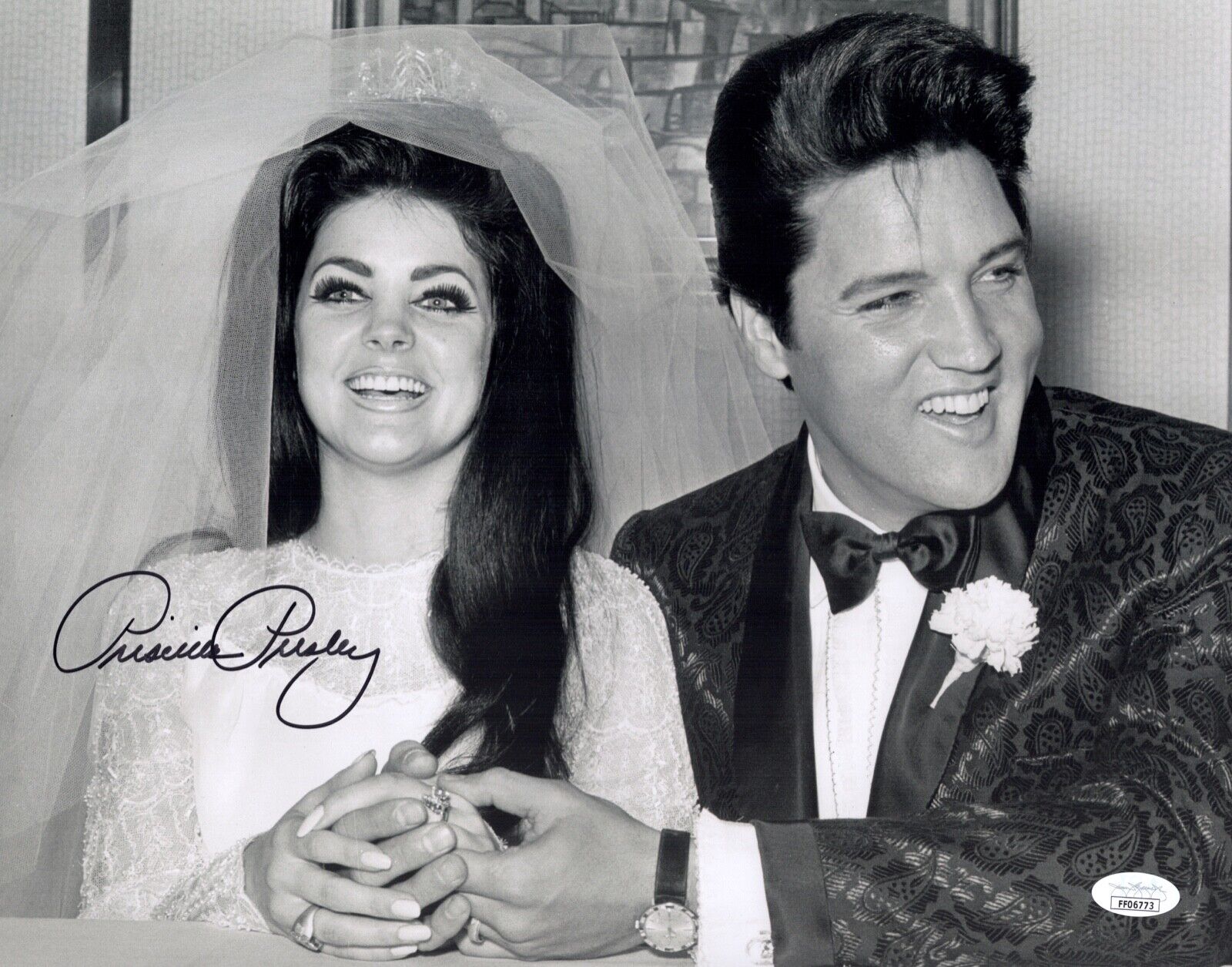 PRISCILLA PRESLEY Signed ELVIS 11x14 Photo Poster painting PRIVATE SIGNINGAutograph JSA COA Cert