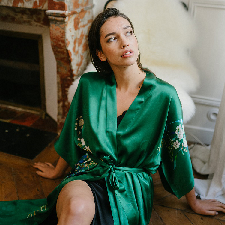22 Momme Green Glorious Luxury Women's Silk Kimono Robe-Chouchouhome