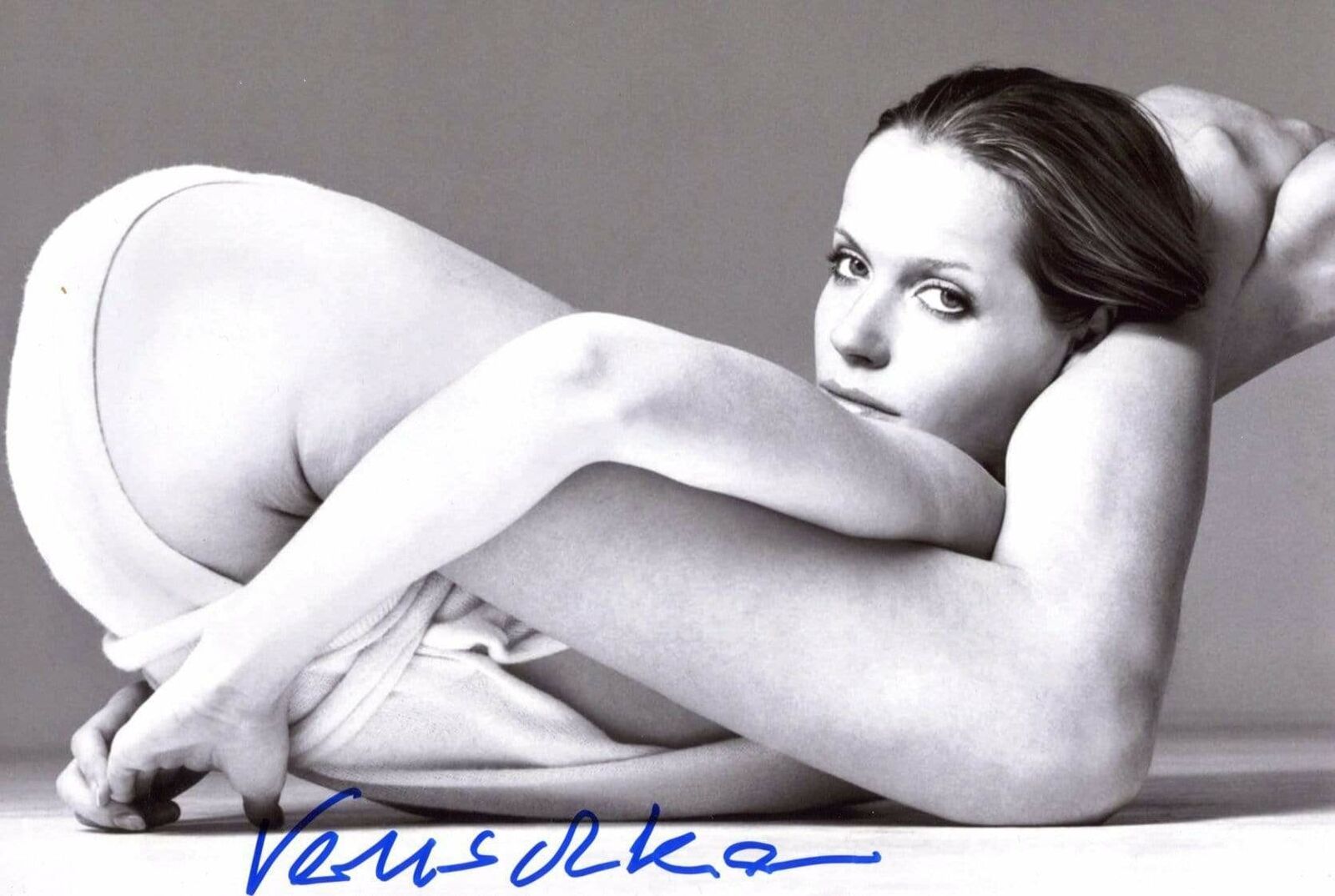 Veruschka von Lehndorff MODEL ACTRESS autograph, In-Person signed Photo Poster painting