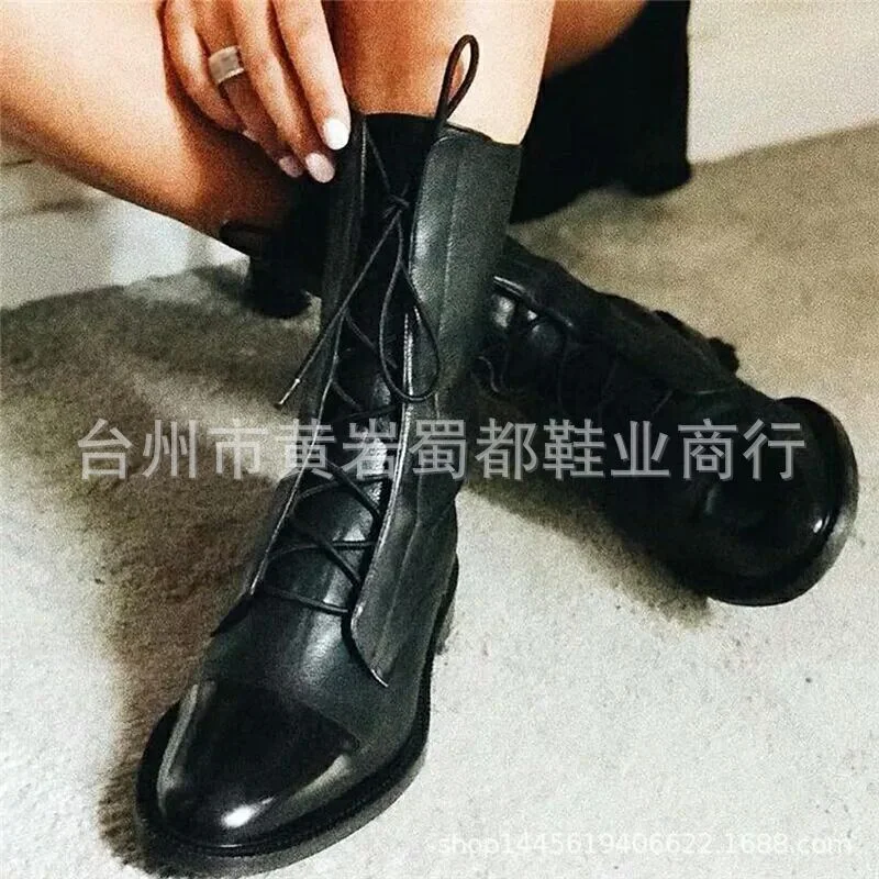 Yyvonne And Winter New Flat Bottom With Martin Boots Women Hot 43 Yards Pointed Patent Leather Splicing Side And Medium Boots