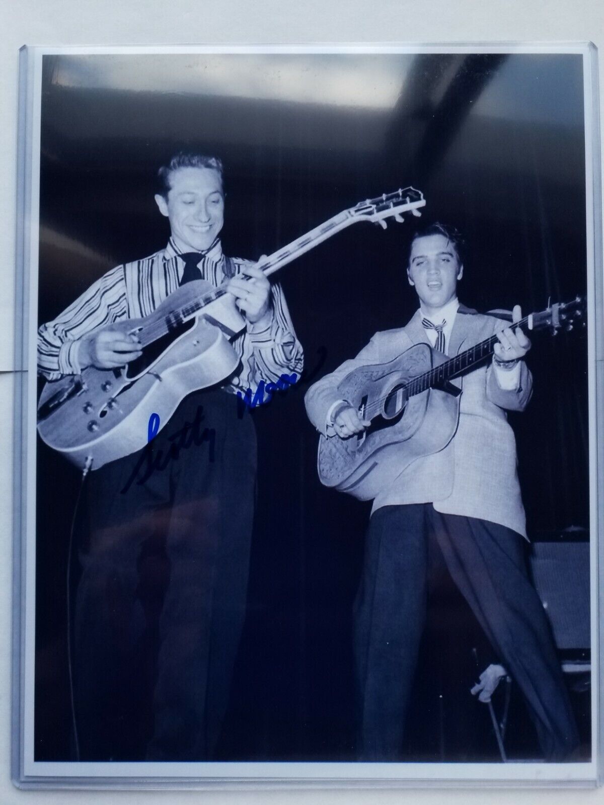 ELVIS PRESLEY Guitarist SCOTTY MOORE Signed AUTOGRAPH AUTHENTIC 8.5 x 11 Photo Poster painting