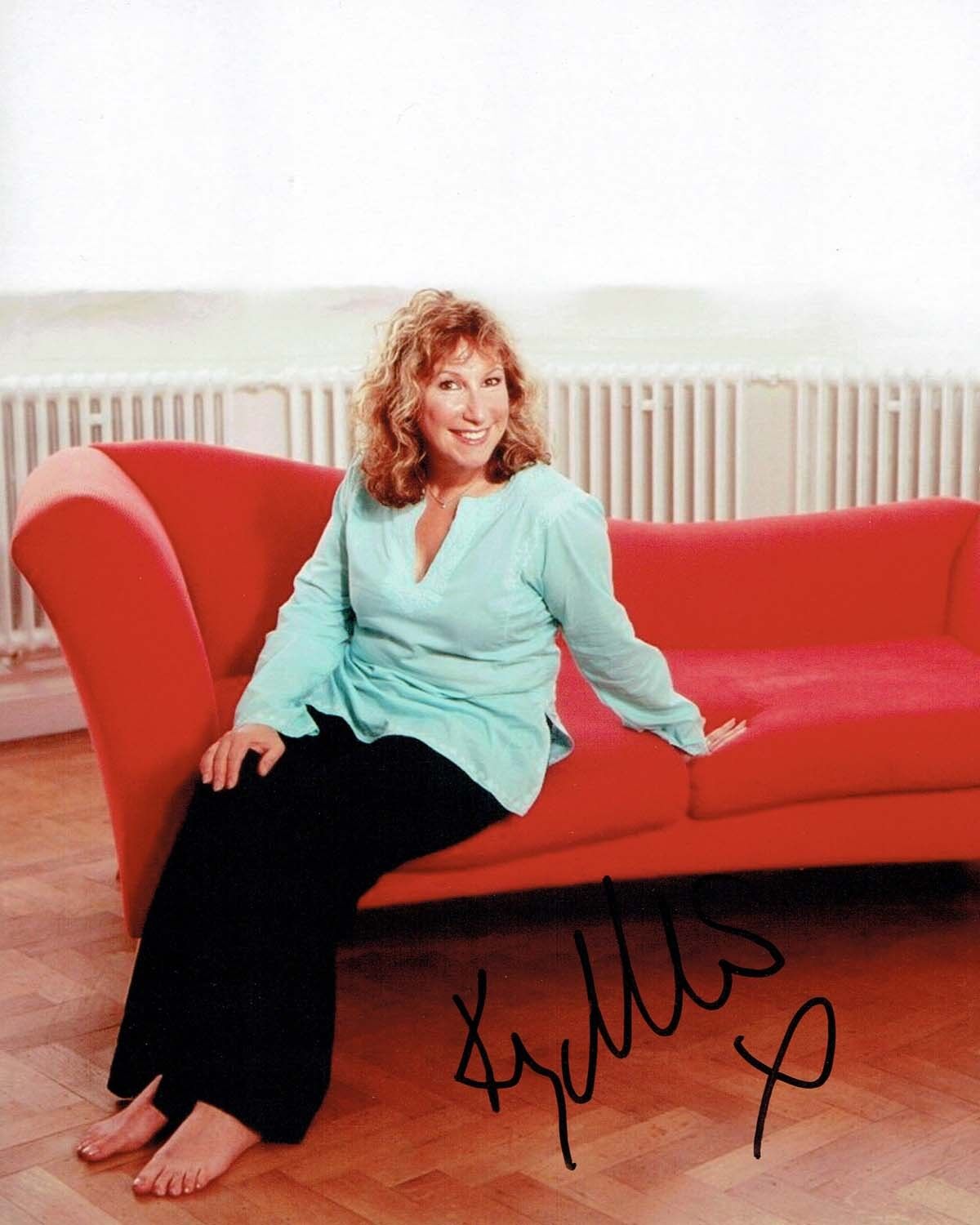 Kay MELLOR OBE SIGNED Autograph 10x8 Photo Poster painting 3 AFTAL COA English Actress