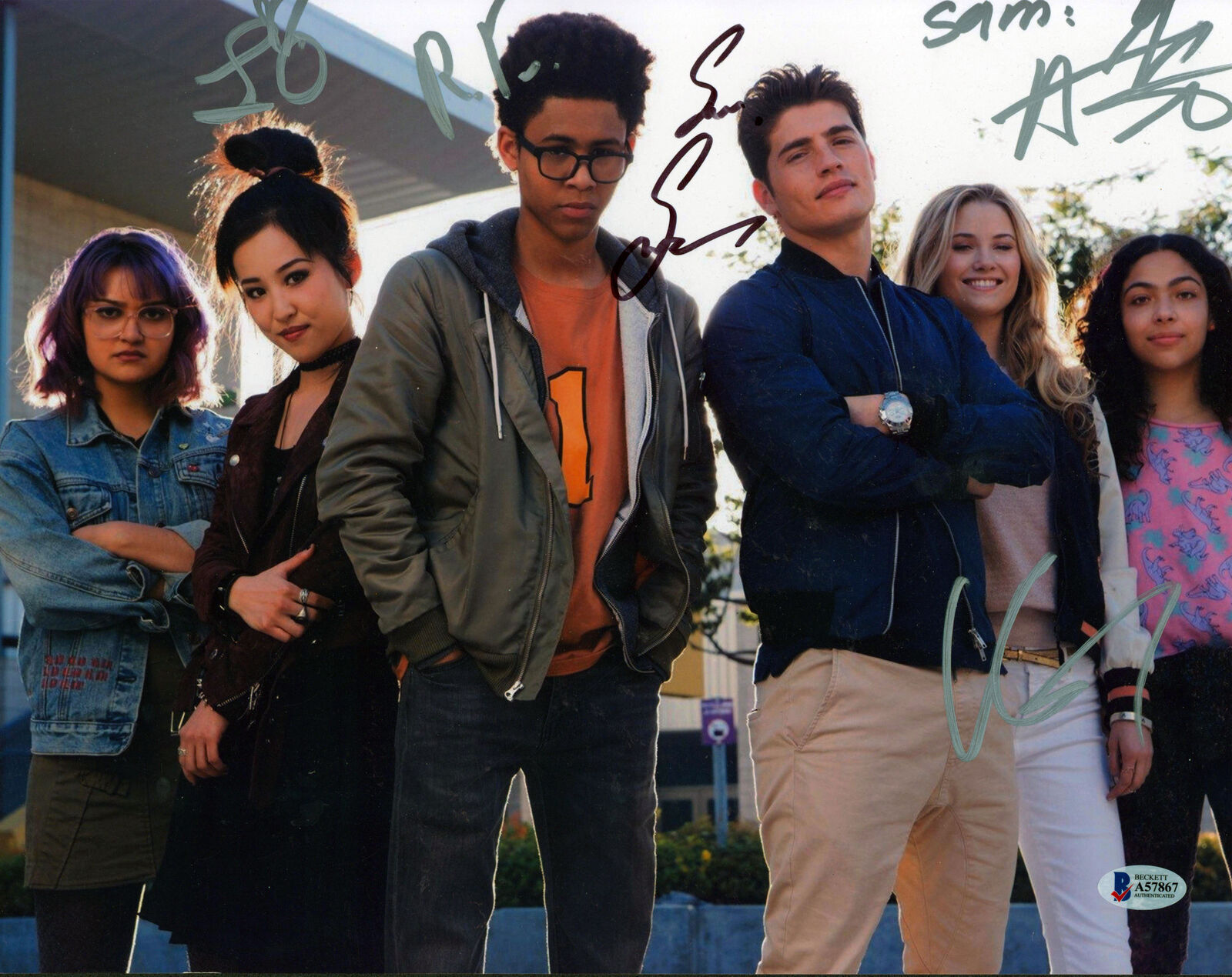 Marvel's Runaways (5) Feliz, Okano, Gardner +2 Signed 11x14 Photo Poster painting BAS #A57867