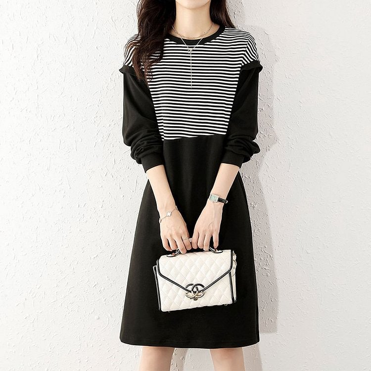 Black Long Sleeve Paneled Casual Dresses QueenFunky