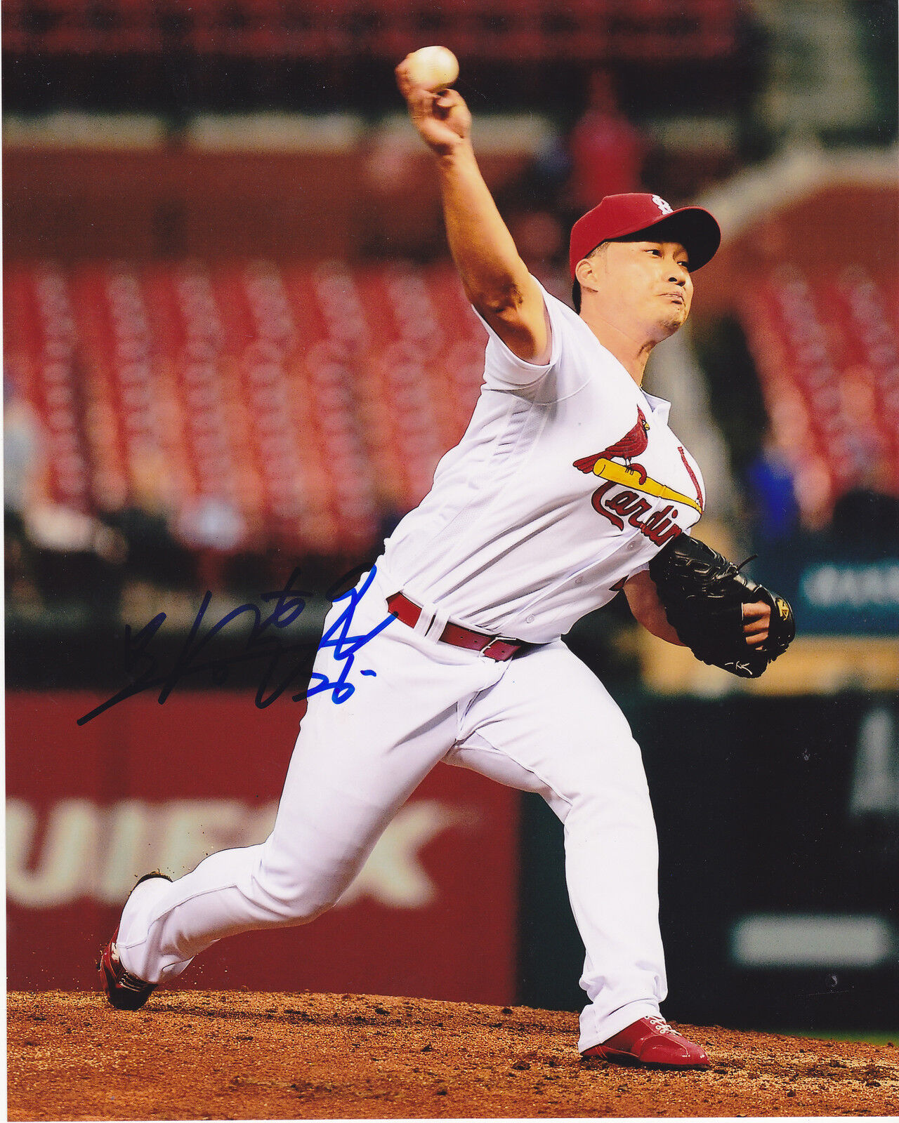 SEUNG HWAN OH ST. LOUIS CARDINALS ACTION SIGNED 8x10