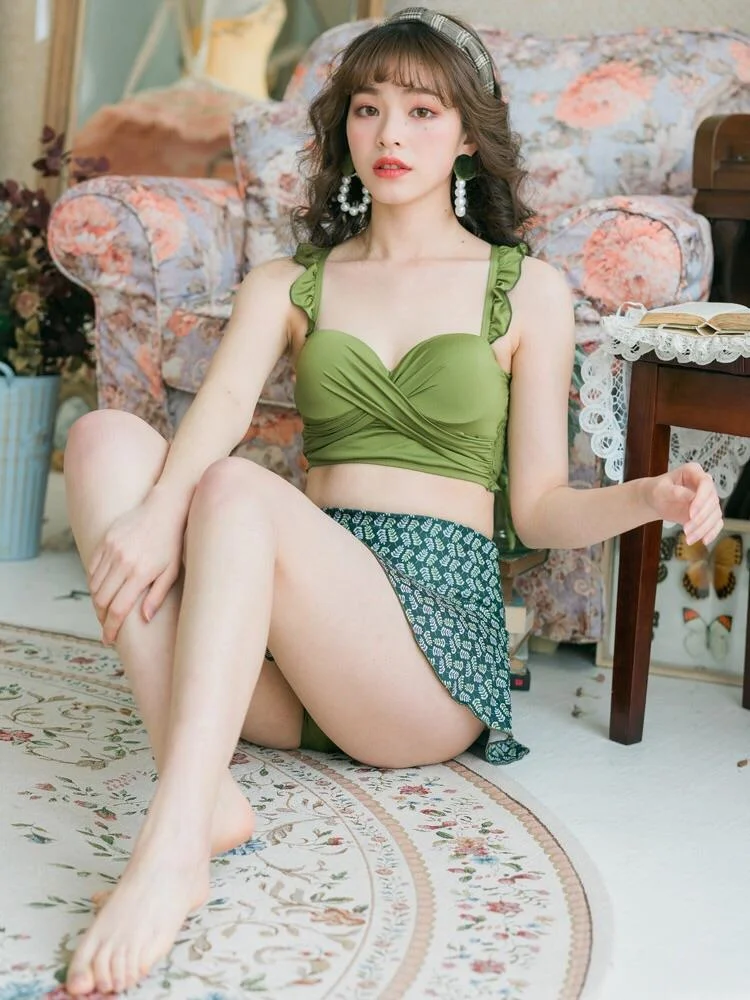 Green Swimsuit Set BE896