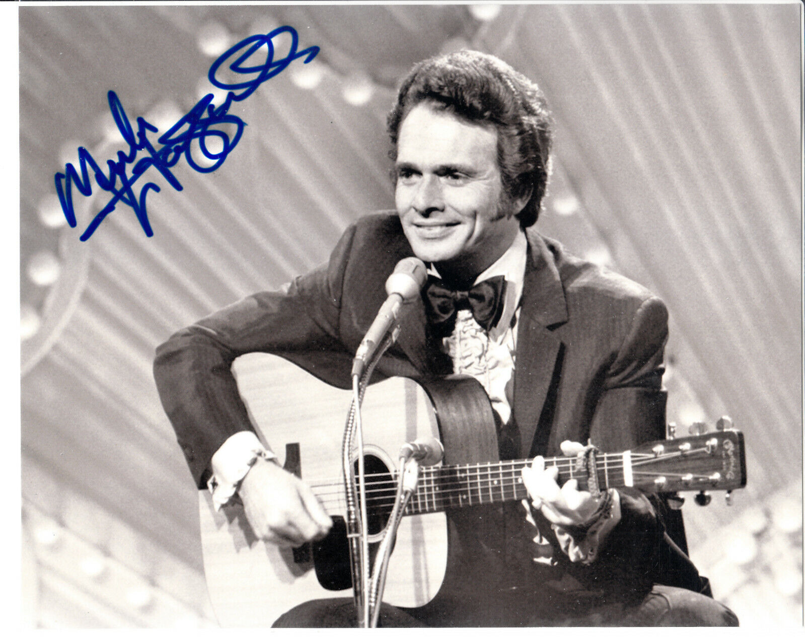 Merle Haggard deceased country legend singer Autograph Signed 8x10