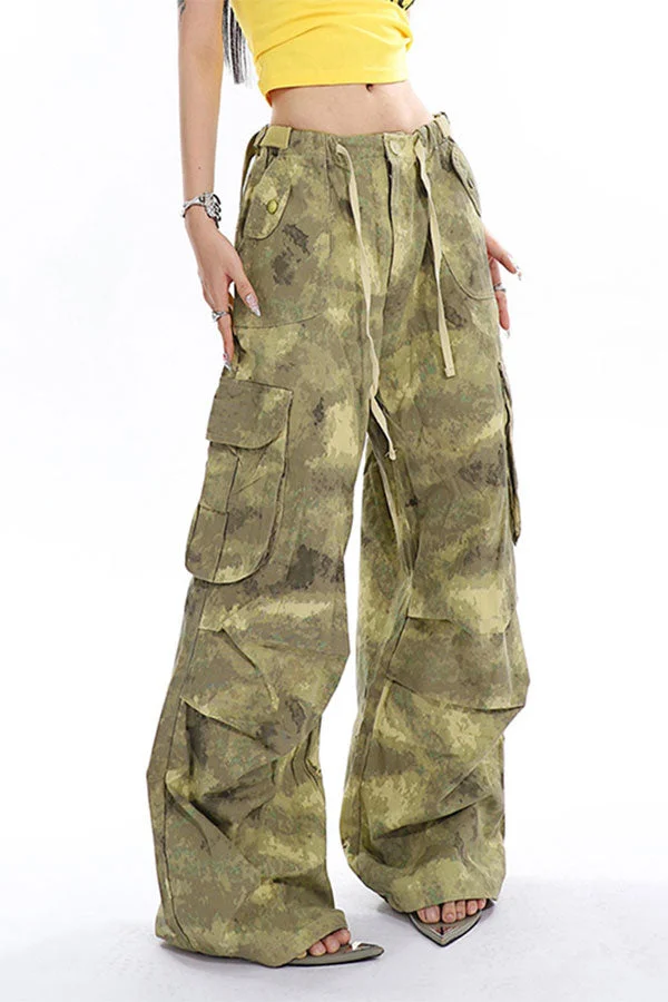 Camouflage On-trend Multi Pocket Drawstring Pants