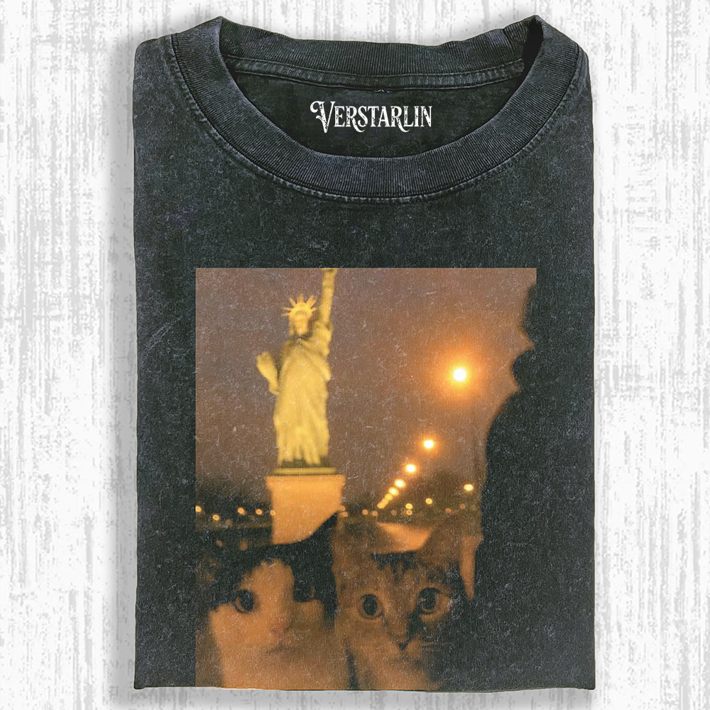 CAT SELFIE T-SHIRT