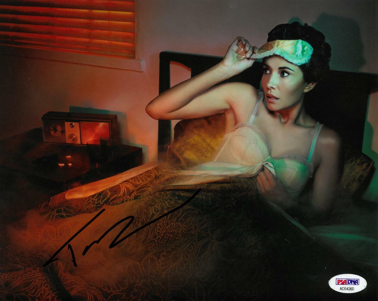 Tamara Feldman Signed Gossip Girl Autographed 8x10 Photo Poster painting PSA/DNA #AD54360