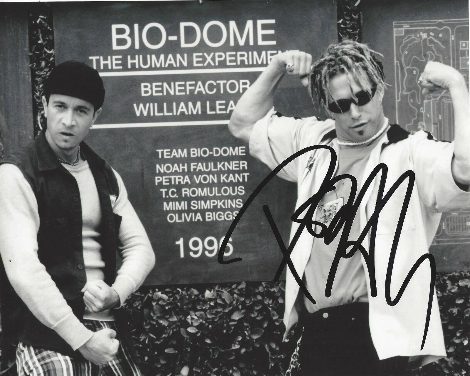 ACTOR PAULY SHORE SIGNED 'ENCINO MAN' 8x10 MOVIE Photo Poster painting w/COA BIO-DOME COMEDIAN