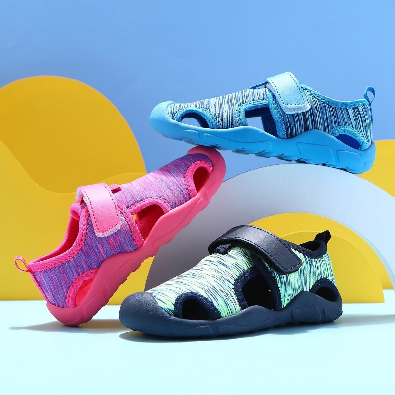 aquatic sandals