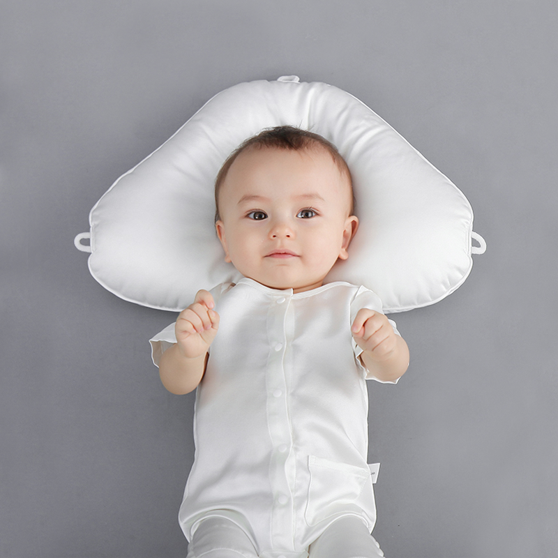 Oreiller en soie simple face bébé - triangle stéréotypé-Soie Plus
