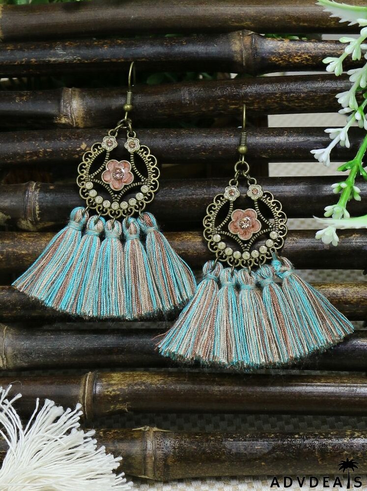 Flower Decor Tassel Pendant Necklace & Drop Earrings