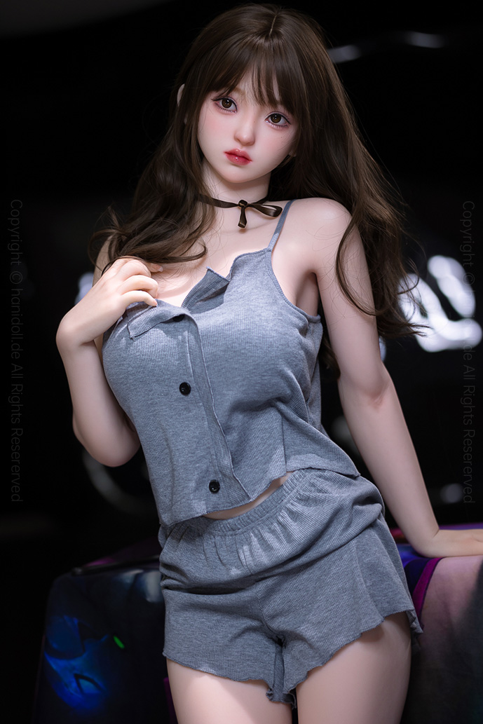 Youqdoll 135cm Realismus grau Sportsoutier Puppe HWC91