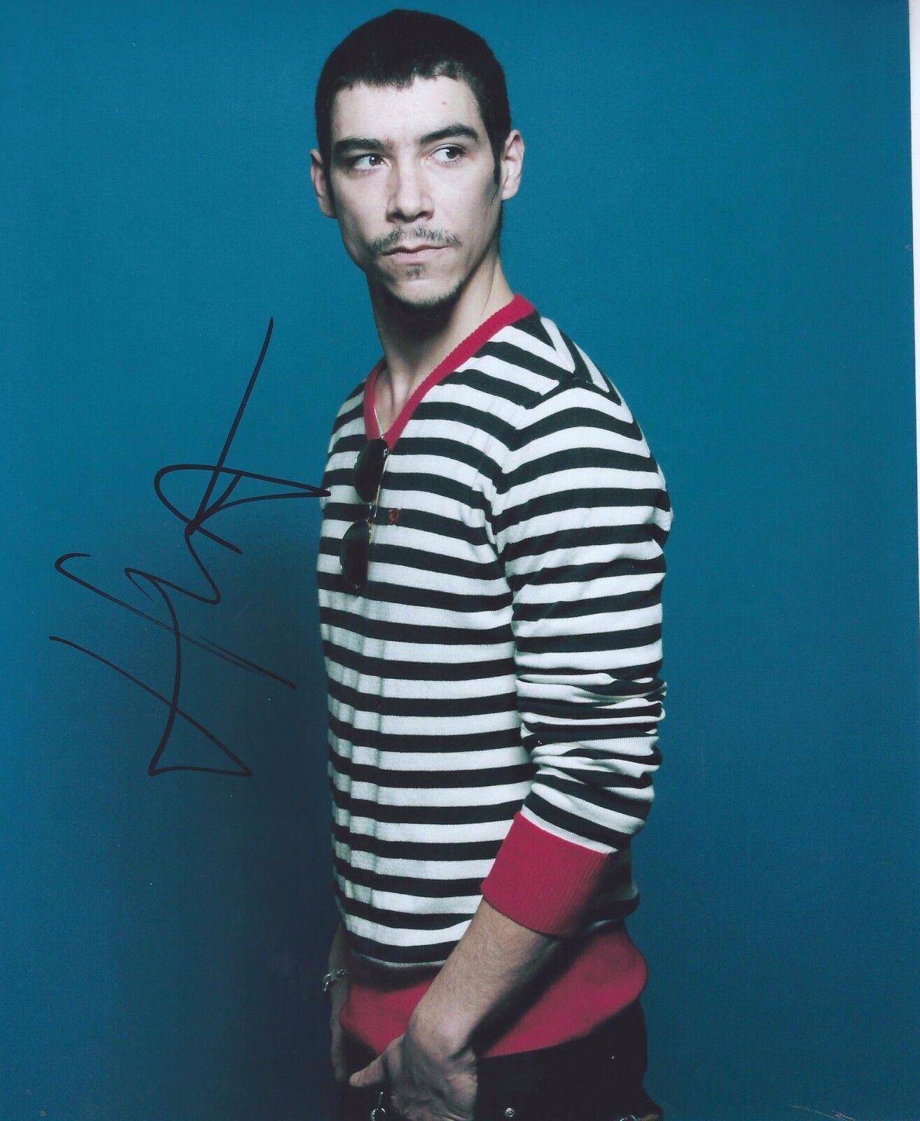 Oscar Jaenada Signed Autographed 8x10 Photo Poster painting óscar Cantinflas Actor