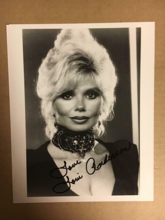 Loni Anderson Signed 8x10 Attractive Photo Poster painting with Auction House COA