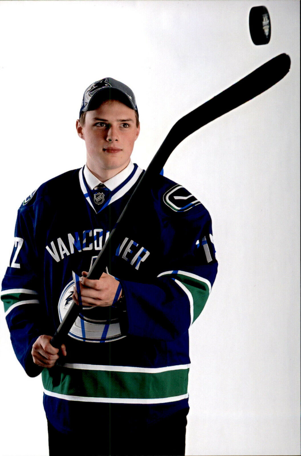 Brendan Gaunce SIGNED autographed 4x6 Photo Poster painting VANCOUVER CANUCKS