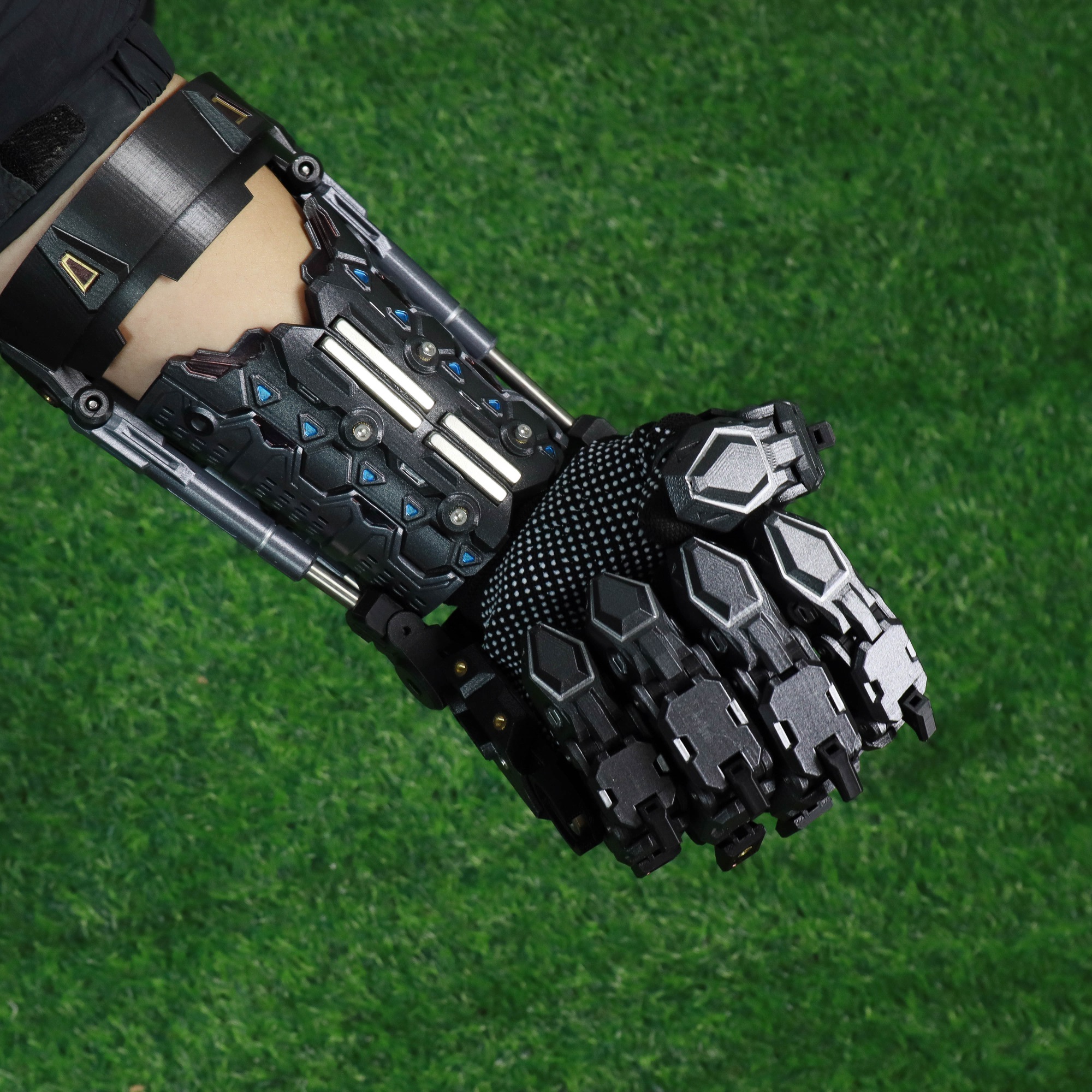 Cyberpunk Mechanical exoskeleton hand armor arm Mecha Armor Mecha Master K new character equipment movie props cosplay
