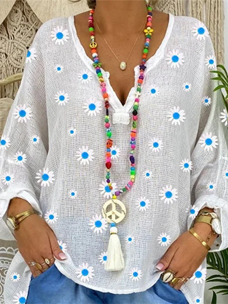 Women's Long Sleeve V-neck Floral Printed Top & Pockets Design Shorts Set