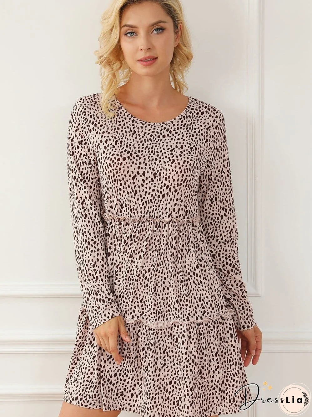 Feminine Floral Dress with V-Neck