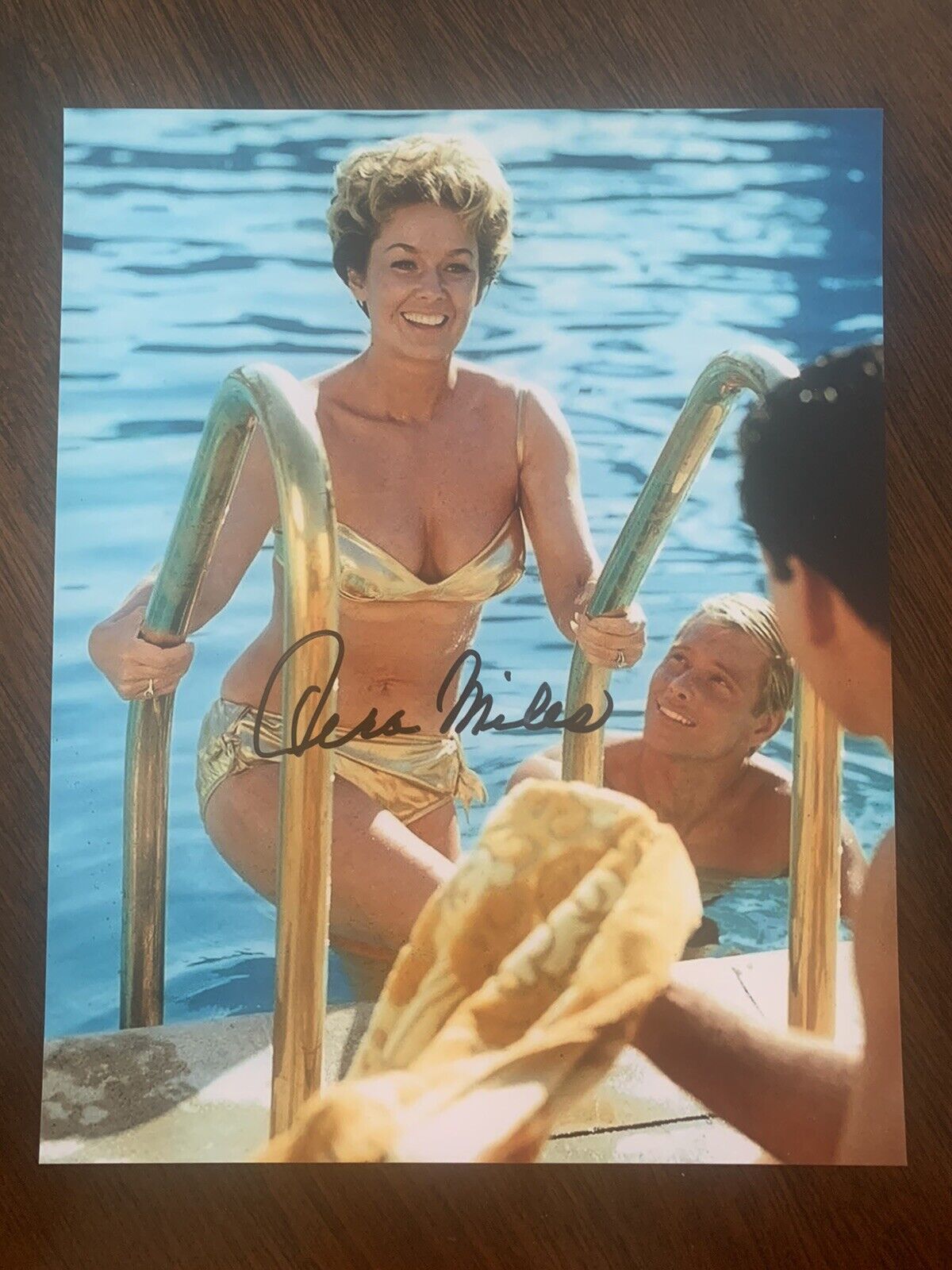 Vera Miles signed 8x10 Photo Poster painting autographed classic sexy Actress Hitchcock Psycho