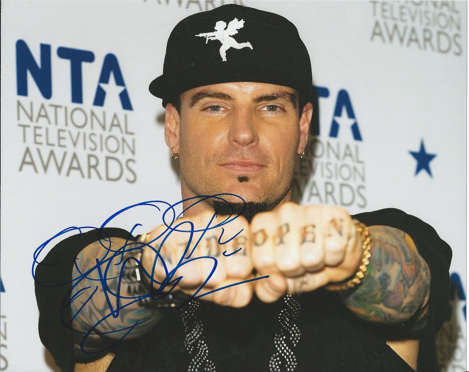 **GFA Robert Van Winkle *VANILLA ICE* Signed 8x10 Photo Poster painting AD3 COA**