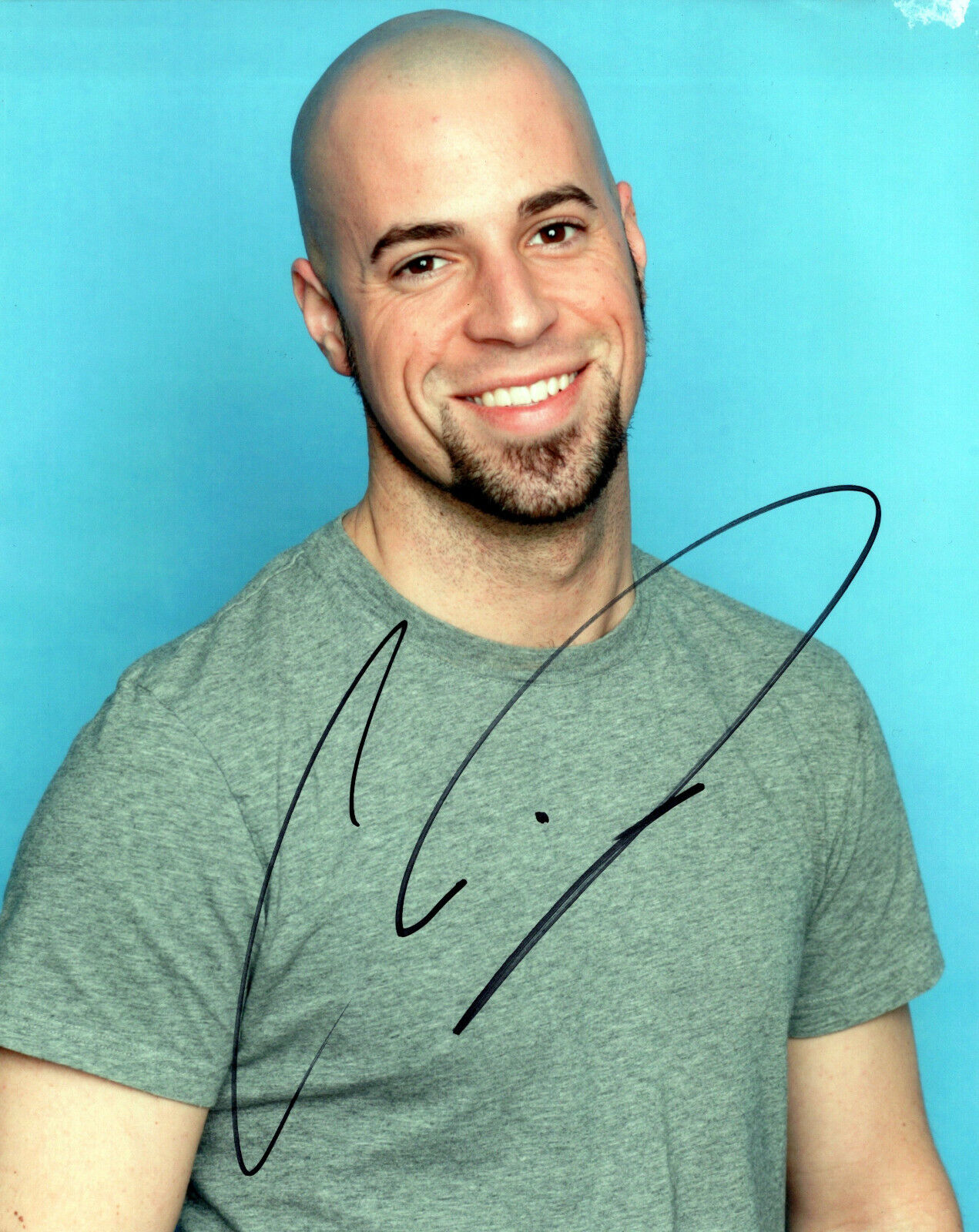 Chris Daughtry head shot autographed Photo Poster painting signed 8X10 #2 damaged rt corner