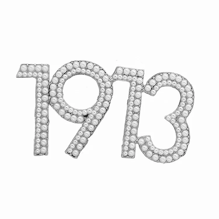 Custom Trendy Double Rows Line Diamond Pearl Greek Social Sign Years Number 1913 Brooch Delta Pin