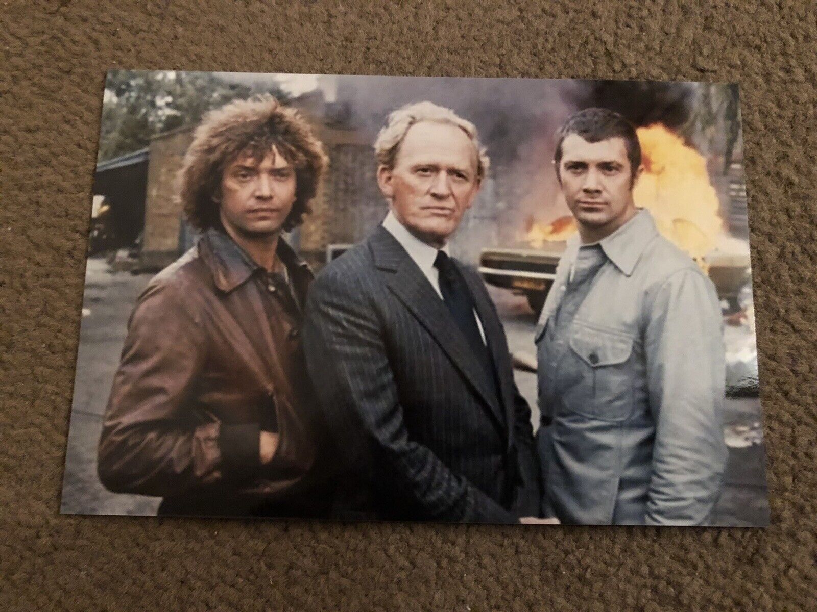 MARTIN SHAW & LEWIS COLLINS (THE PROFESSIONALS) UNSIGNED Photo Poster painting 6x4”