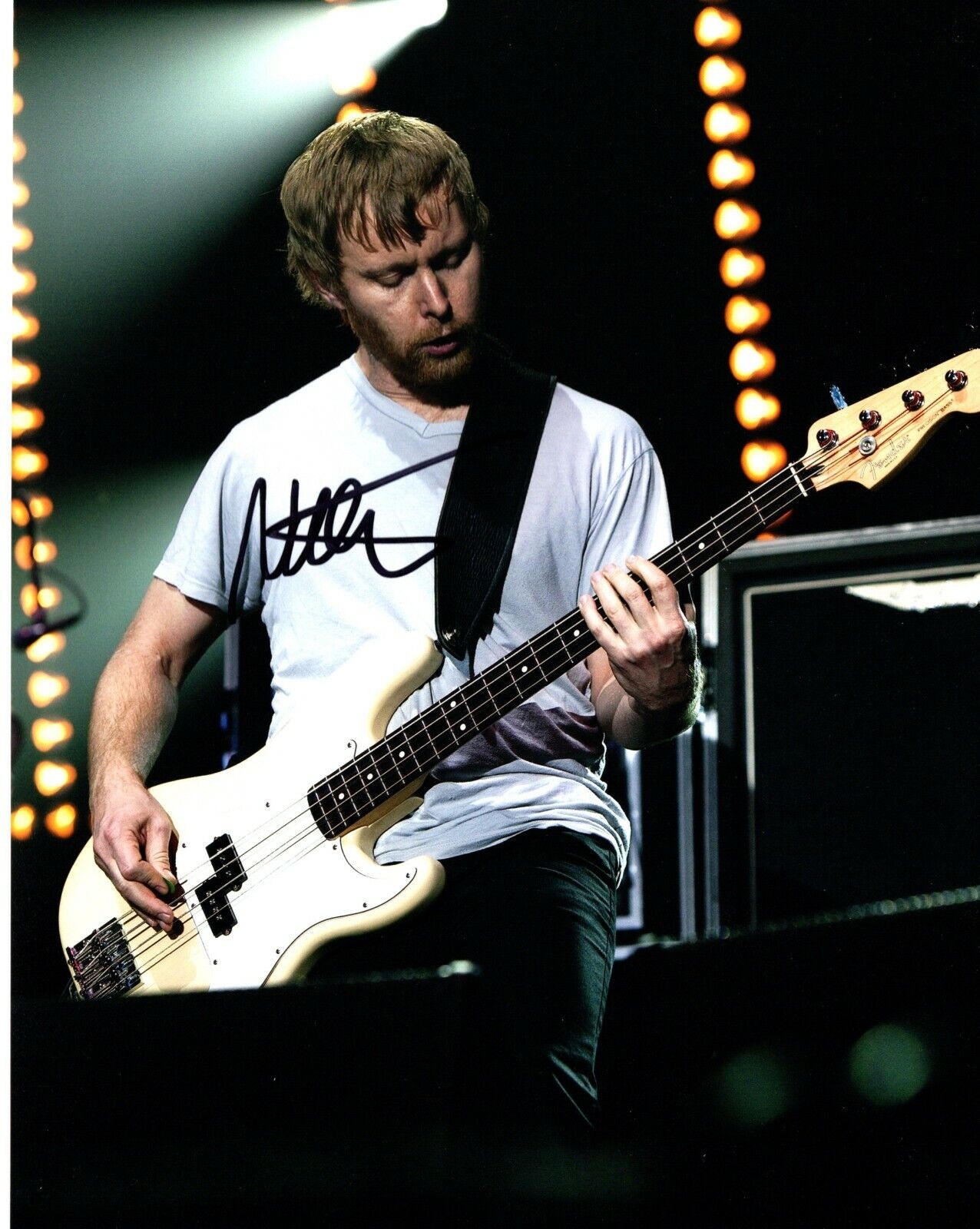 Nate Mendel Signed - Autographed FOO FIGHTERS Concert 8x10 inch Photo Poster painting w/ RDM COA