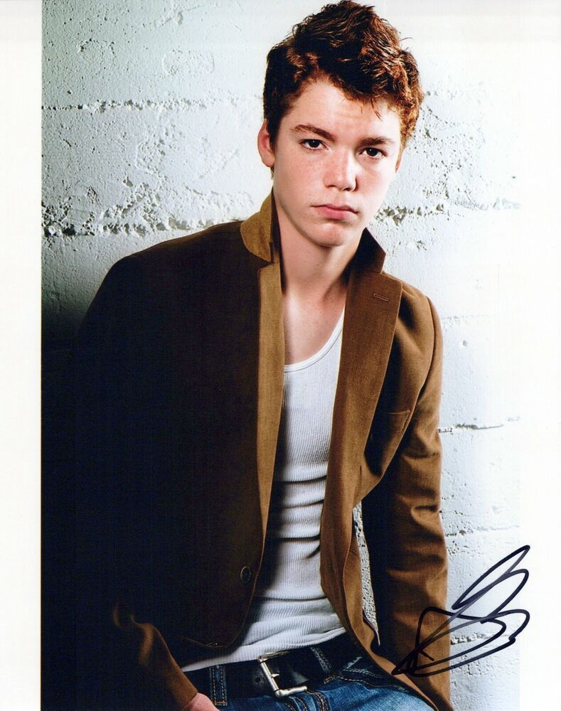 Gabriel Basso head shot autographed Photo Poster painting signed 8x10 #6