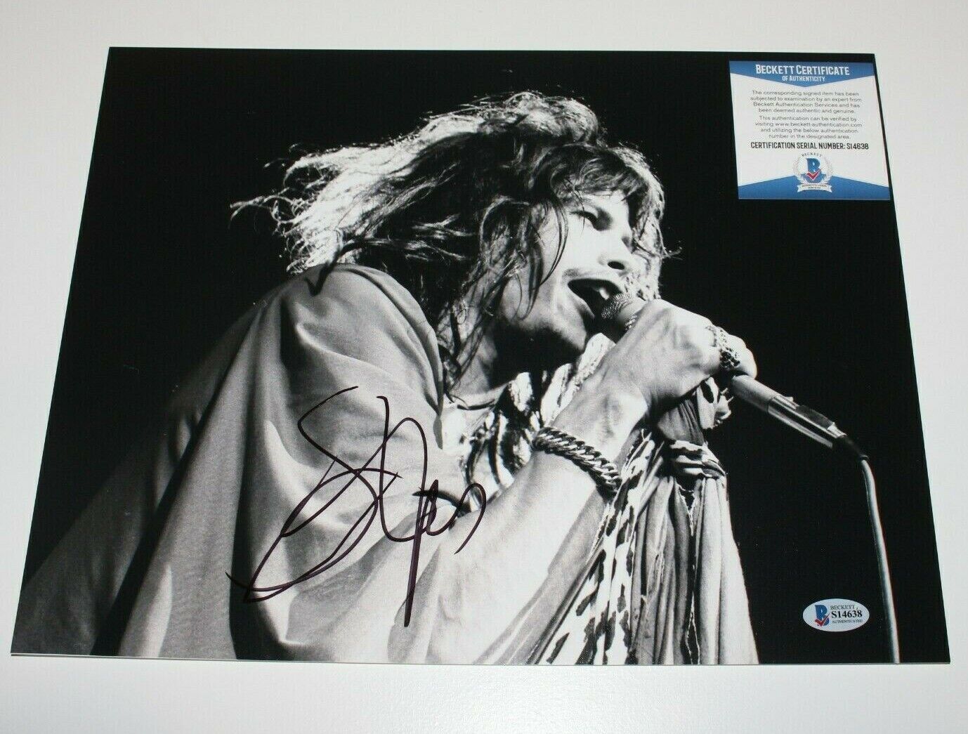 AEROSMITH SINGER STEVEN TYLER SIGNED 11x14 Photo Poster painting BECKETT COA PUMP ROCKS ALBUM