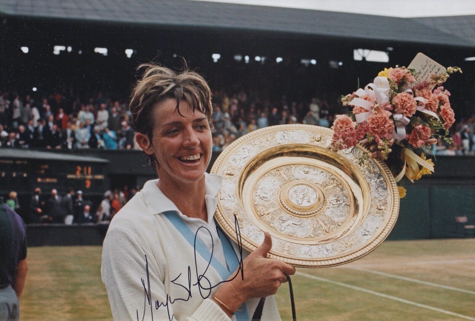 MARGARET COURT HAND SIGNED 12X8 Photo Poster painting WIMBLEDON TENNIS AUTOGRAPH 3