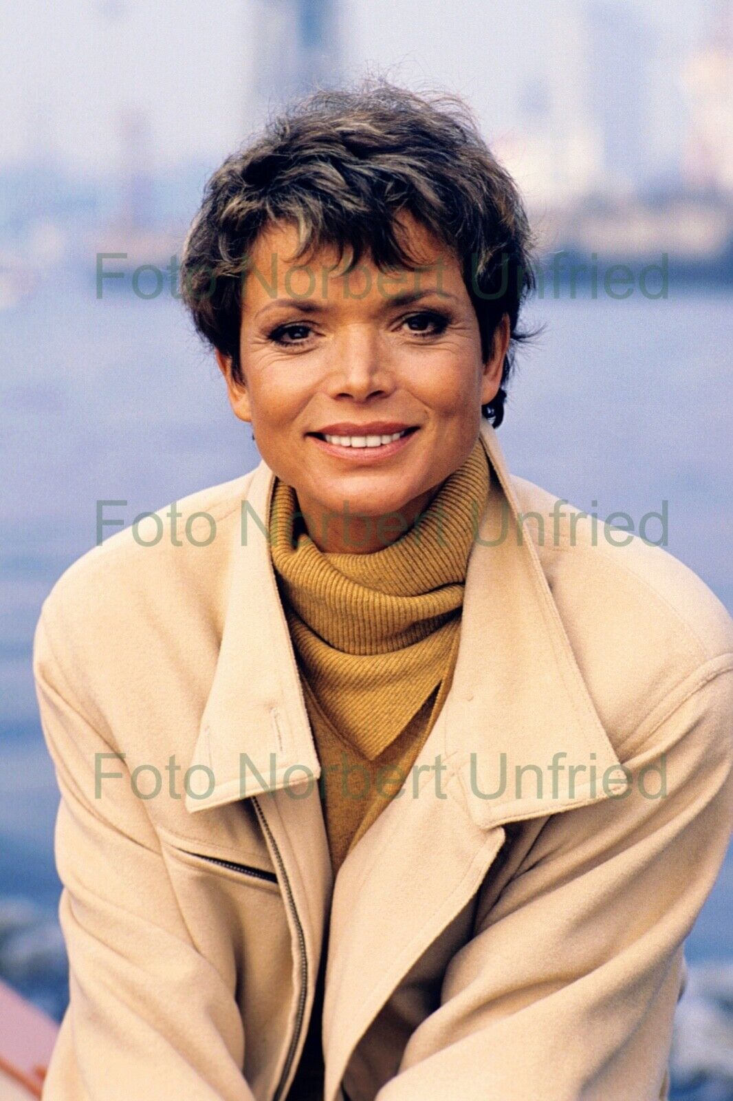 Uschi Glass 10 X 15 CM Photo Poster painting Without Autograph (Star-61