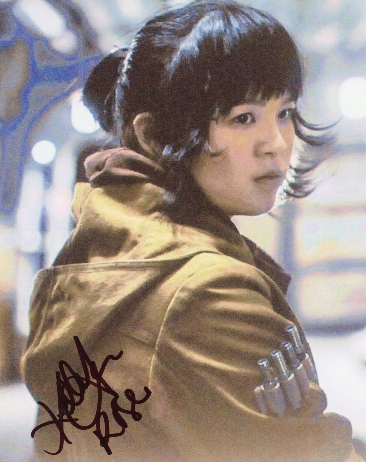 KELLY MARIE TRAN Authentic Hand-Signed ROSE - STAR WARS LAST JEDI