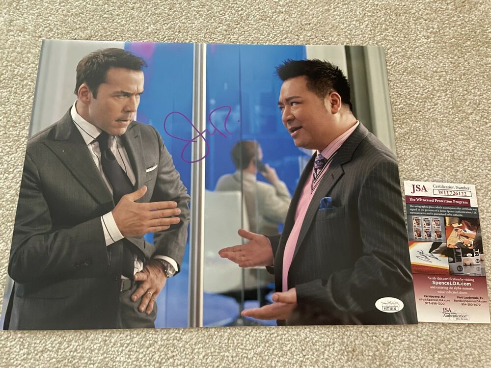 JEREMY PIVEN SIGNED 11X14 Photo Poster painting  AUTOGRAPHED ENTOURAGE  3