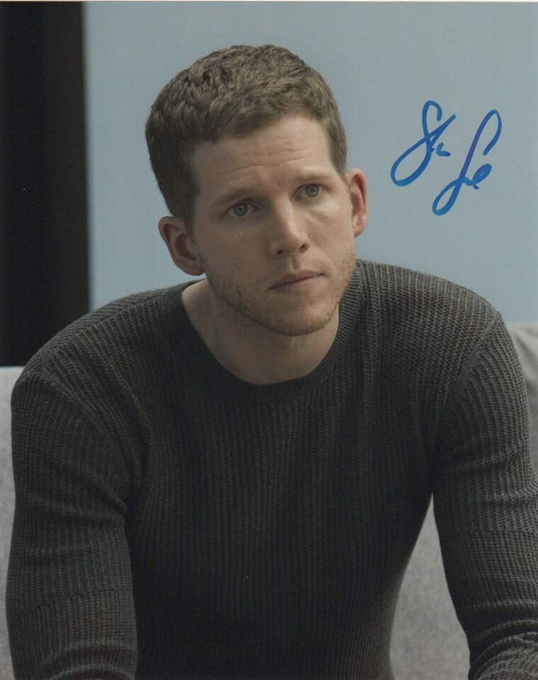 Stark Sands Minority Report Autographed Signed 8x10 Photo Poster painting COA G