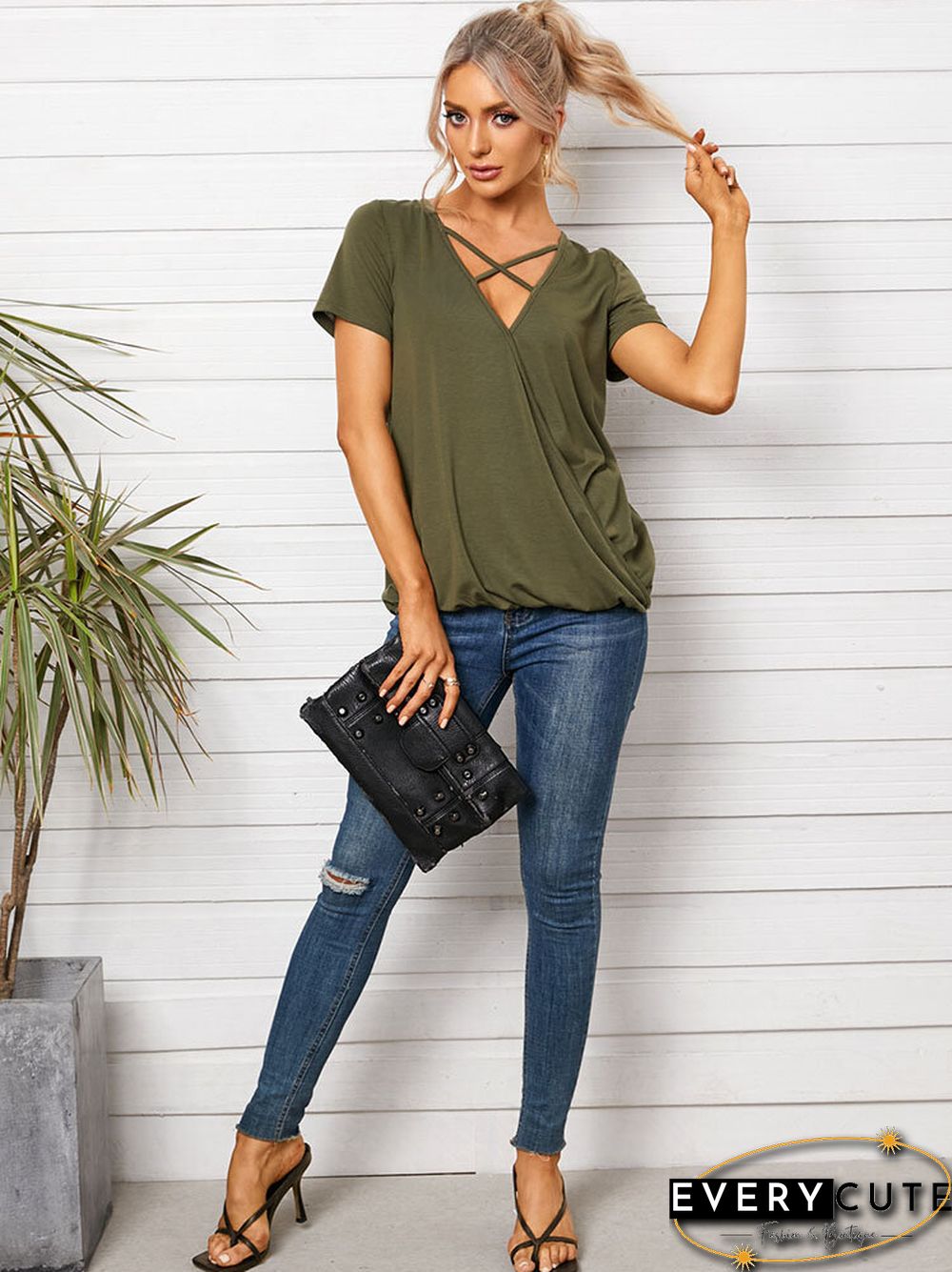 Solid Criss-cross V-neck Short Sleeve Casual T-shirt