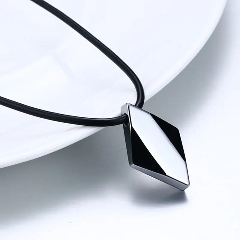 Tungsten Carbide Clavicle Chain Men and Women Exaggerated Retro Rhombus Pendant Necklace Jewelry Gifts For Mens And Womens