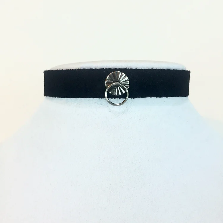 Issey Choker