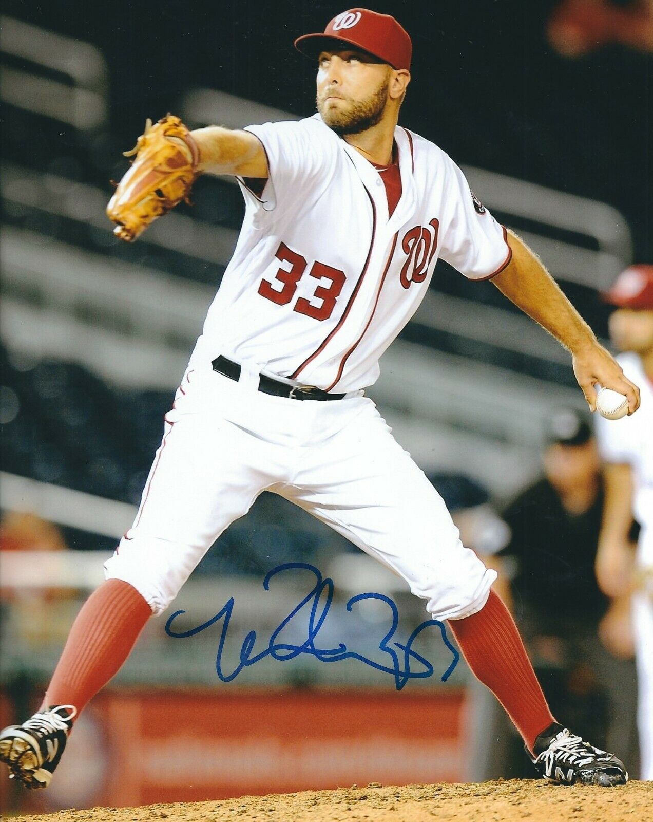 Signed 8x10 MATT GRACE Washington Nationals Autographed Photo Poster painting - COA