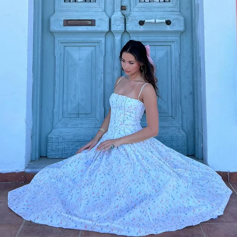 Uveng Uveng Summer New Sexy Temperament French Pastoral Wind Slim White Broken Flower Condole Dress